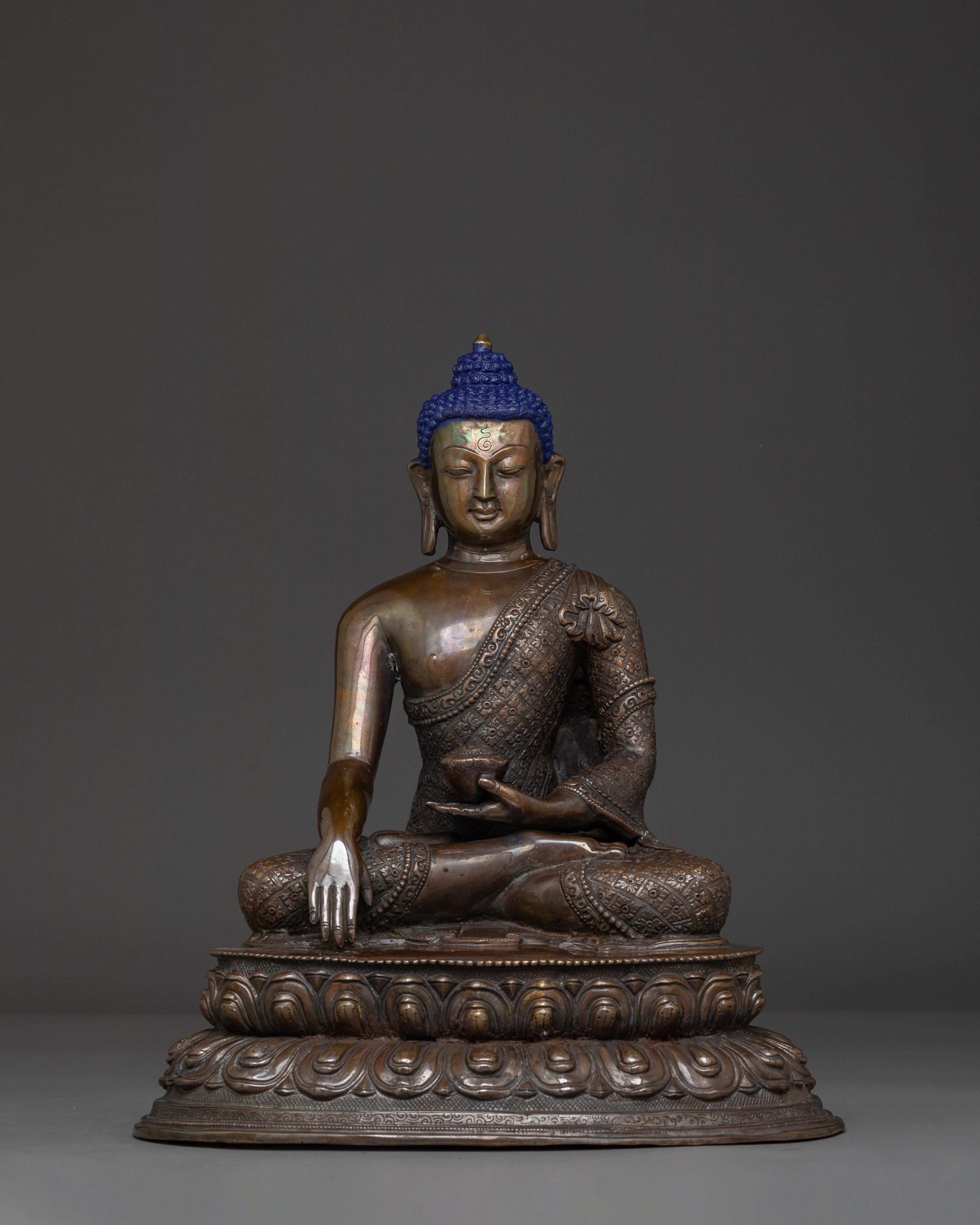 Shakyamuni Buddha Touching Earth Mudra