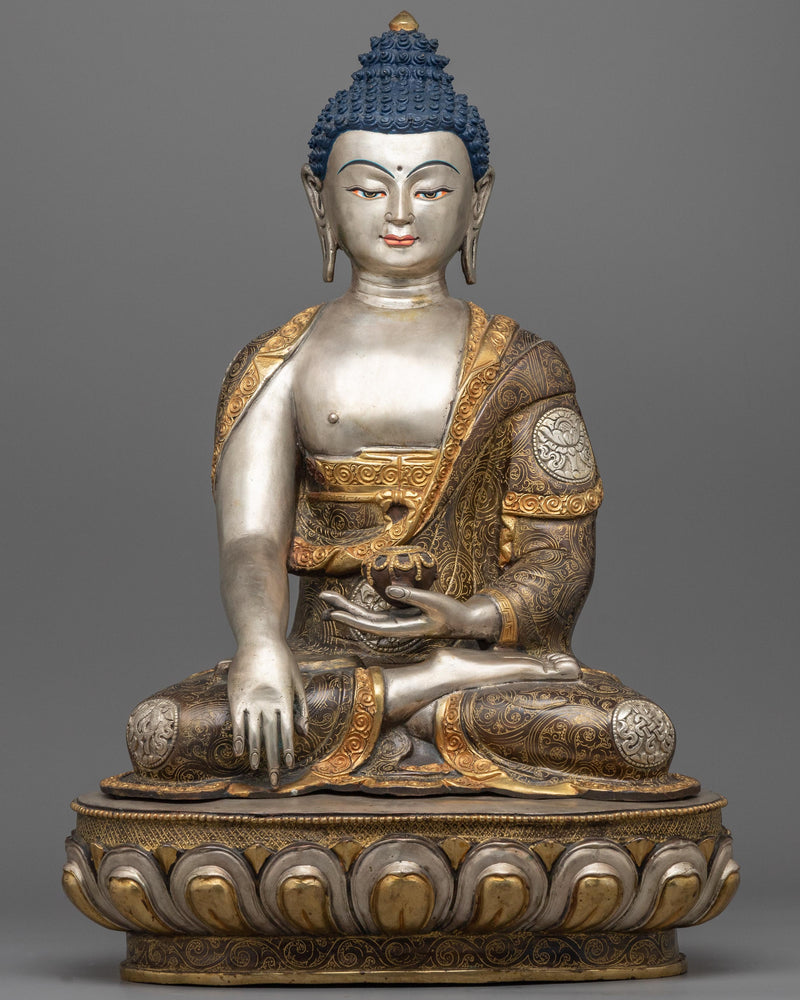 Buddha Shakyamuni Statue