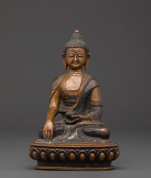 Buddhist teacher Shakyamuni statue