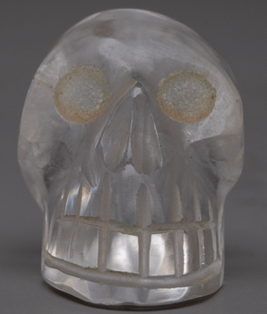 Skull Crystal Statue