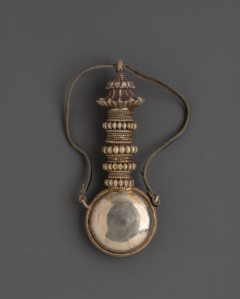 traditional-white-metal-snuff-bottle