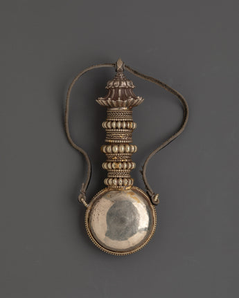 traditional-white-metal-snuff-bottle