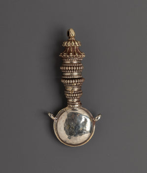 Handcrafted Decorative Snuff Bottle