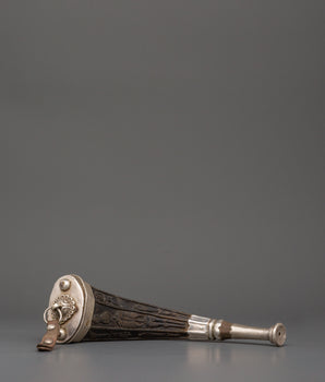 tibetan-snuff-horn