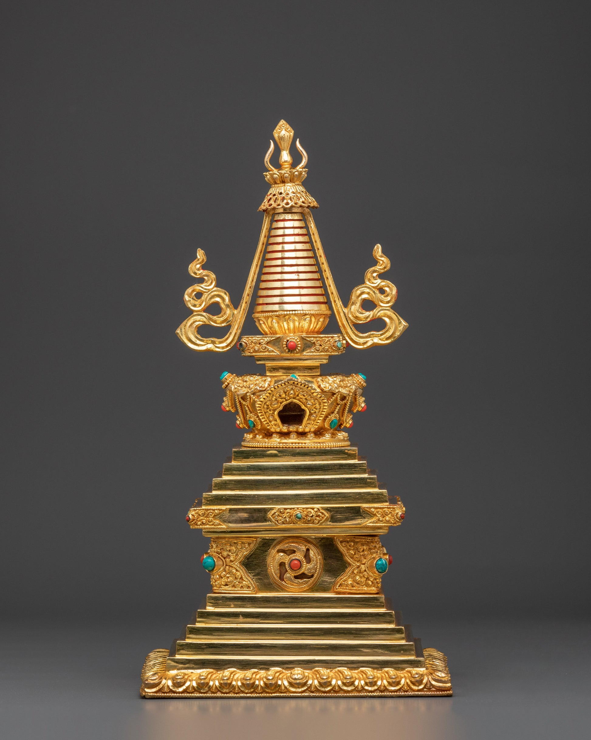 gold-plated-buddhist-stupa-for-rituals