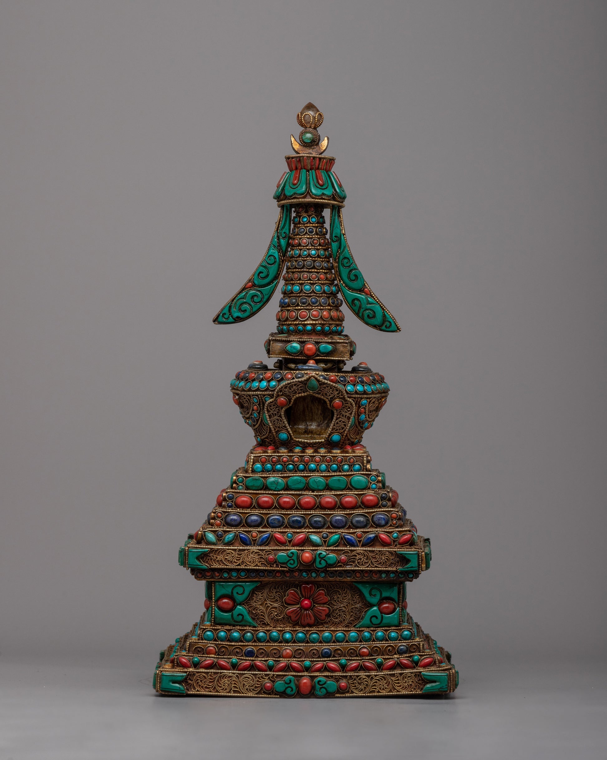 Stupa Statue 