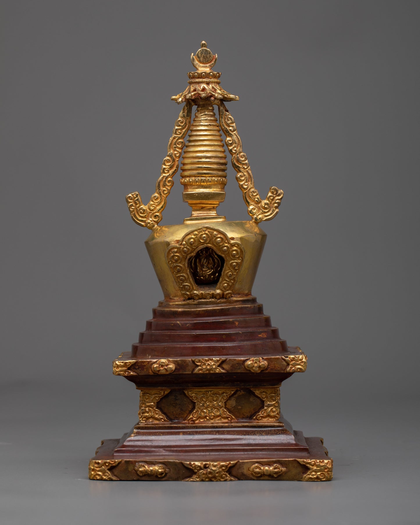 vBuddhist Shrine Stupa