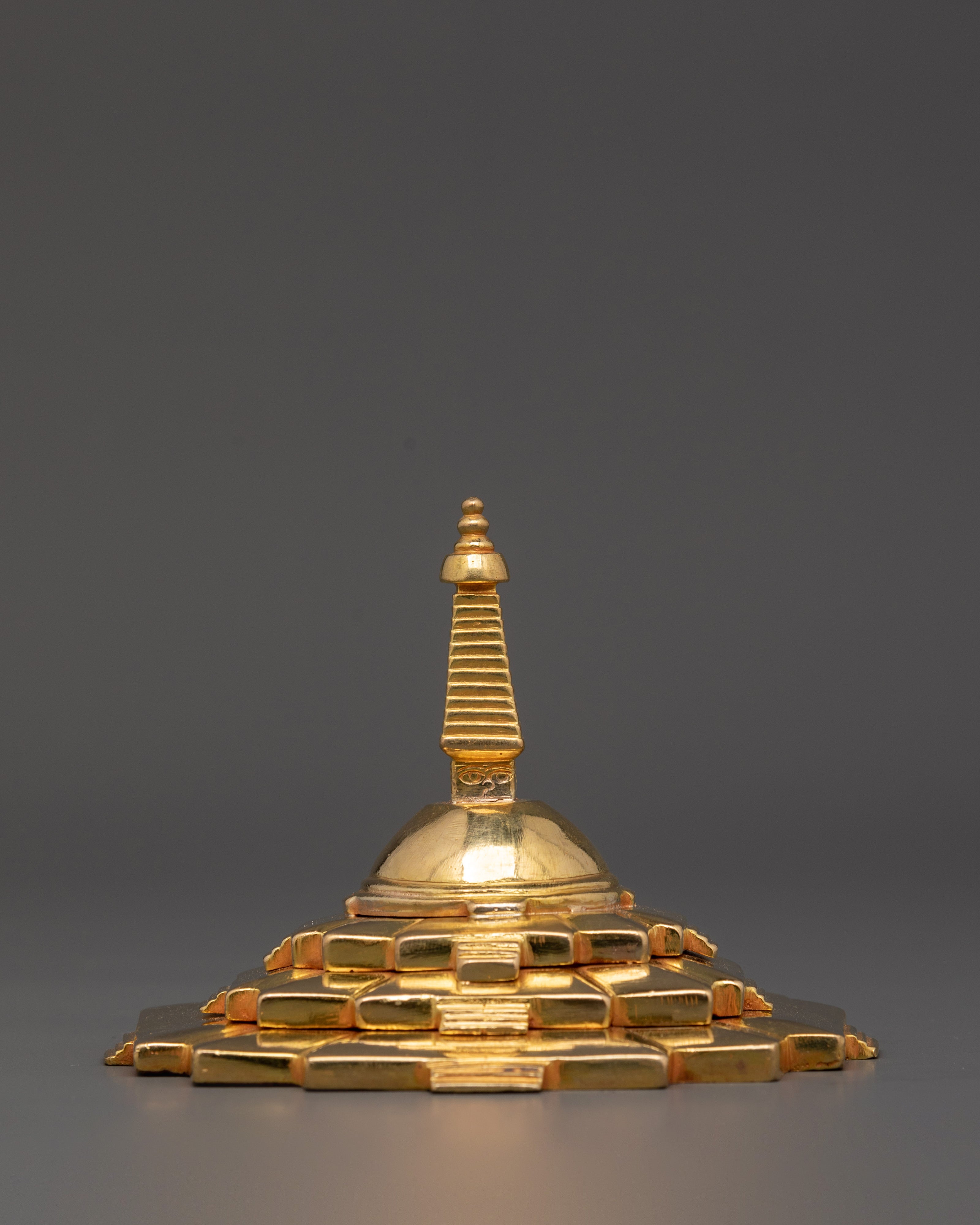 Stupa Buddhist Shrine Decor | Altar Stupa for Meditation – Evamratna