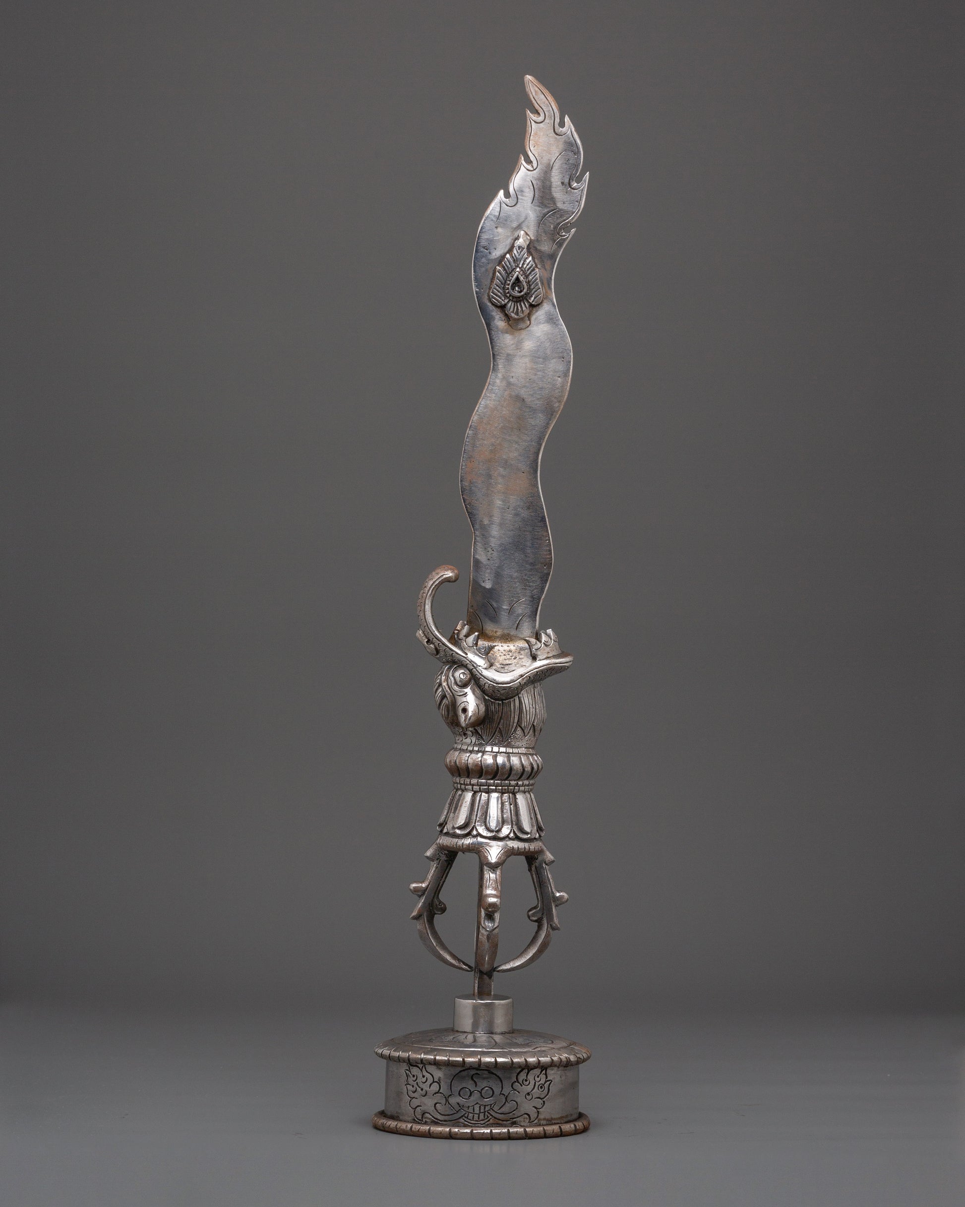 Traditional spiritual weapon