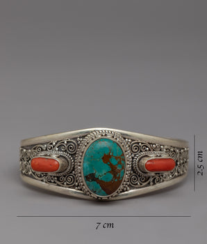 Handcrafted Silver Turquoise Bracelet | A Stunning Accent for Any Occasion