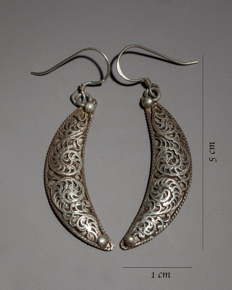 Crescent Moon Earrings |  Intricate Design Meets Celestial Beauty