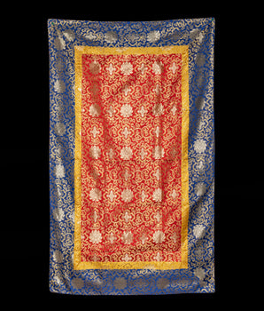 Decorative Table Cloth | Stylish and Artistic Home Accent