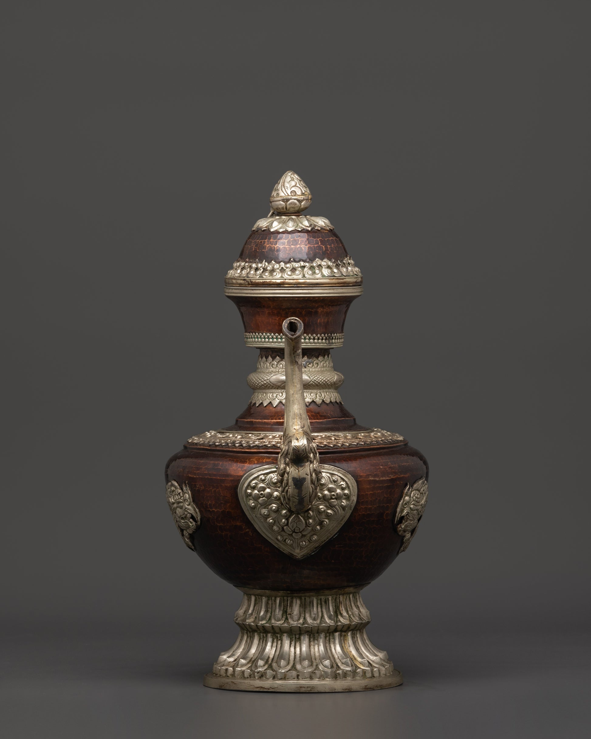 traditional-himalayan-copper-tea-pot