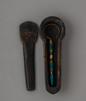 Tibetan Minister Earring