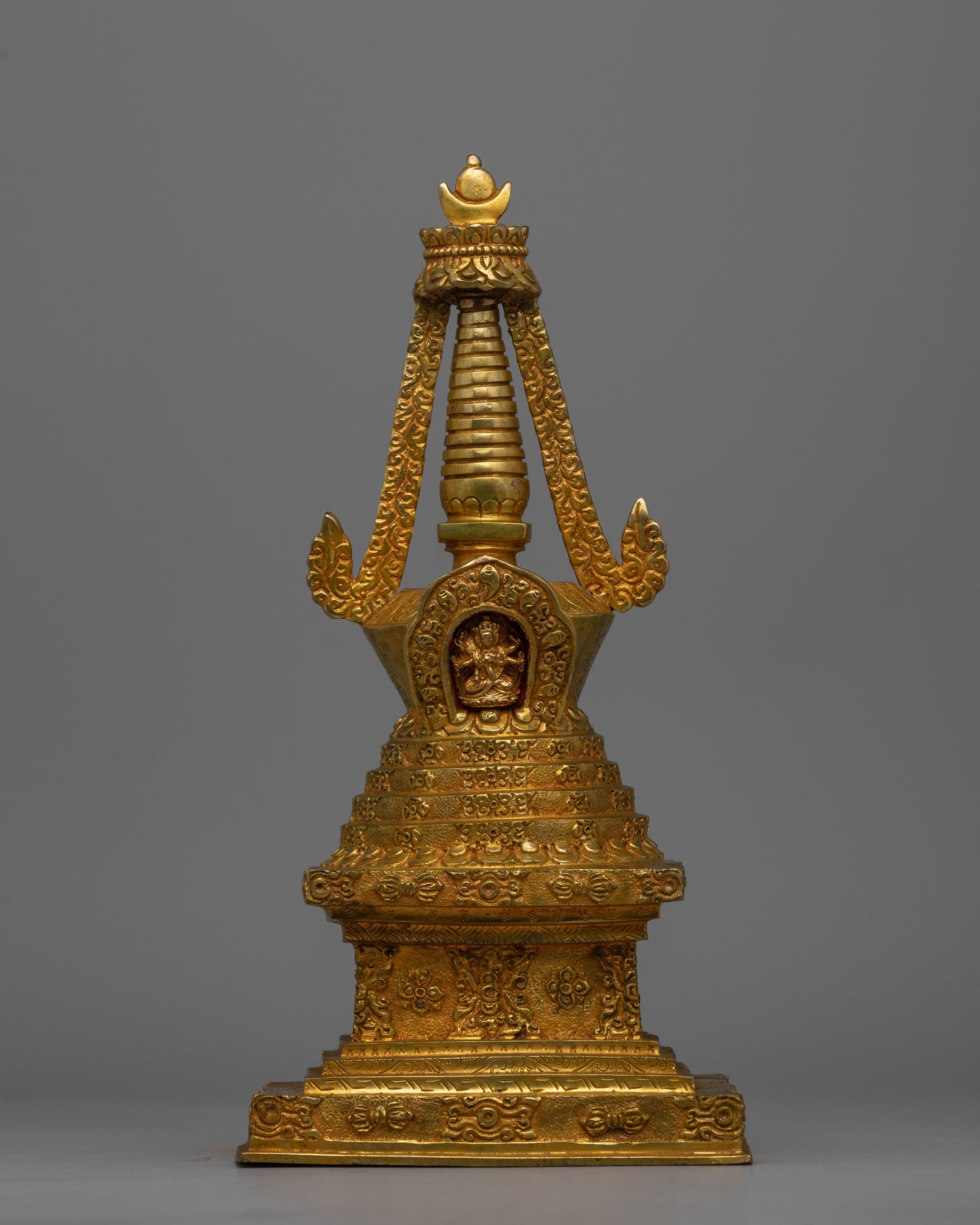 Exquisite Tibetan Stupa with Gold-Plated Buddha Figurine