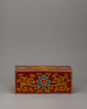 handcarved-tissue-holder