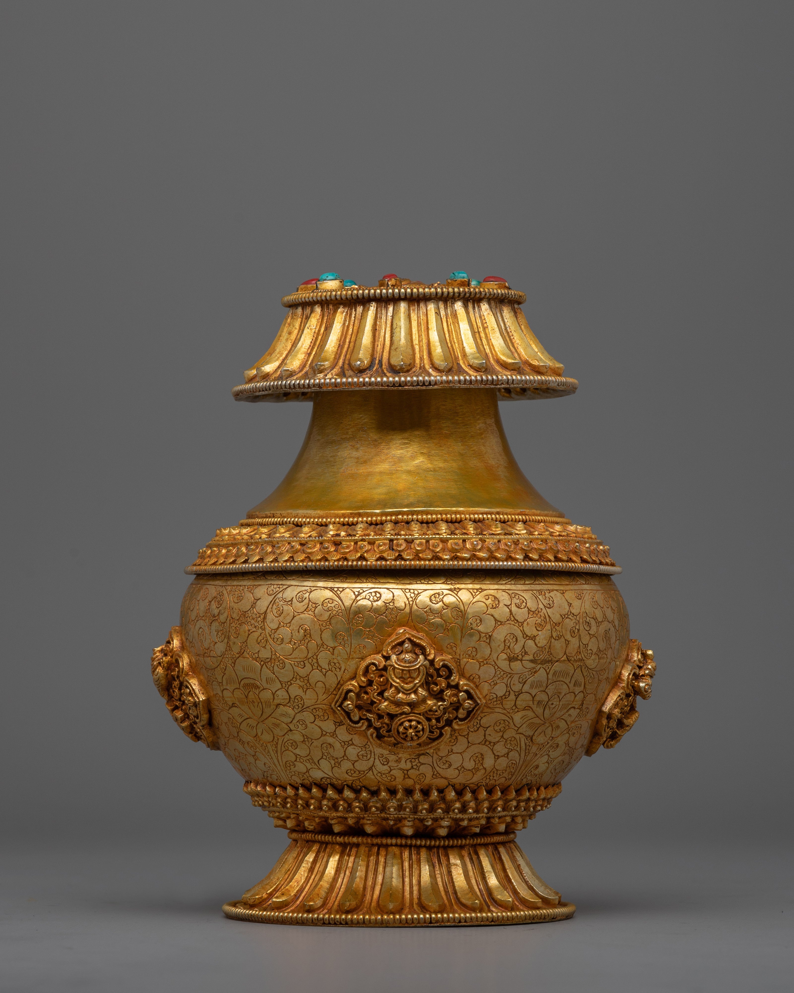 Treasure Craft Vase
