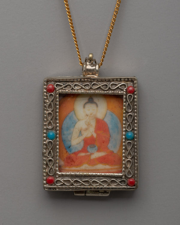 Tibetan Vairochana Buddha Locket