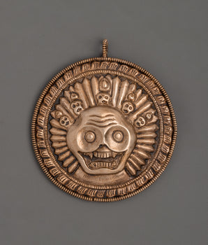 skull-wall-hanging