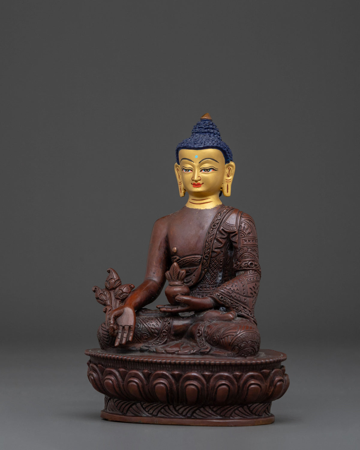 Traditional Bhaisajyaguru Statue | Symbol of Healing and Inner Peace