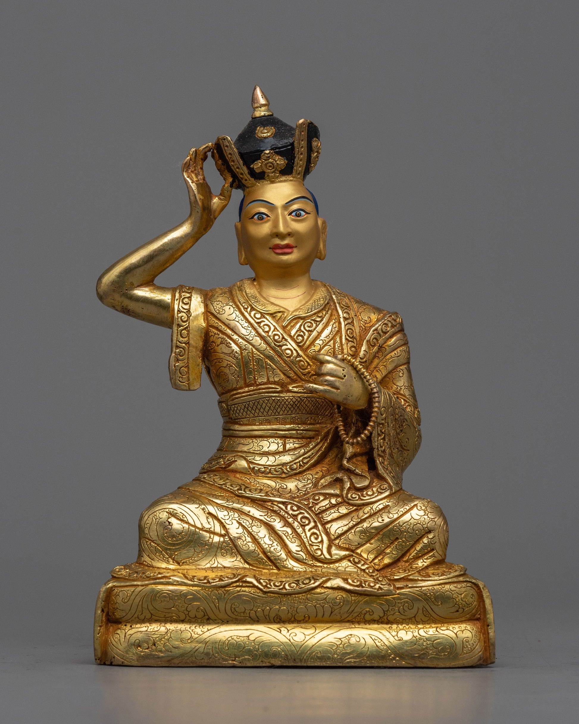 karmapa-statue
