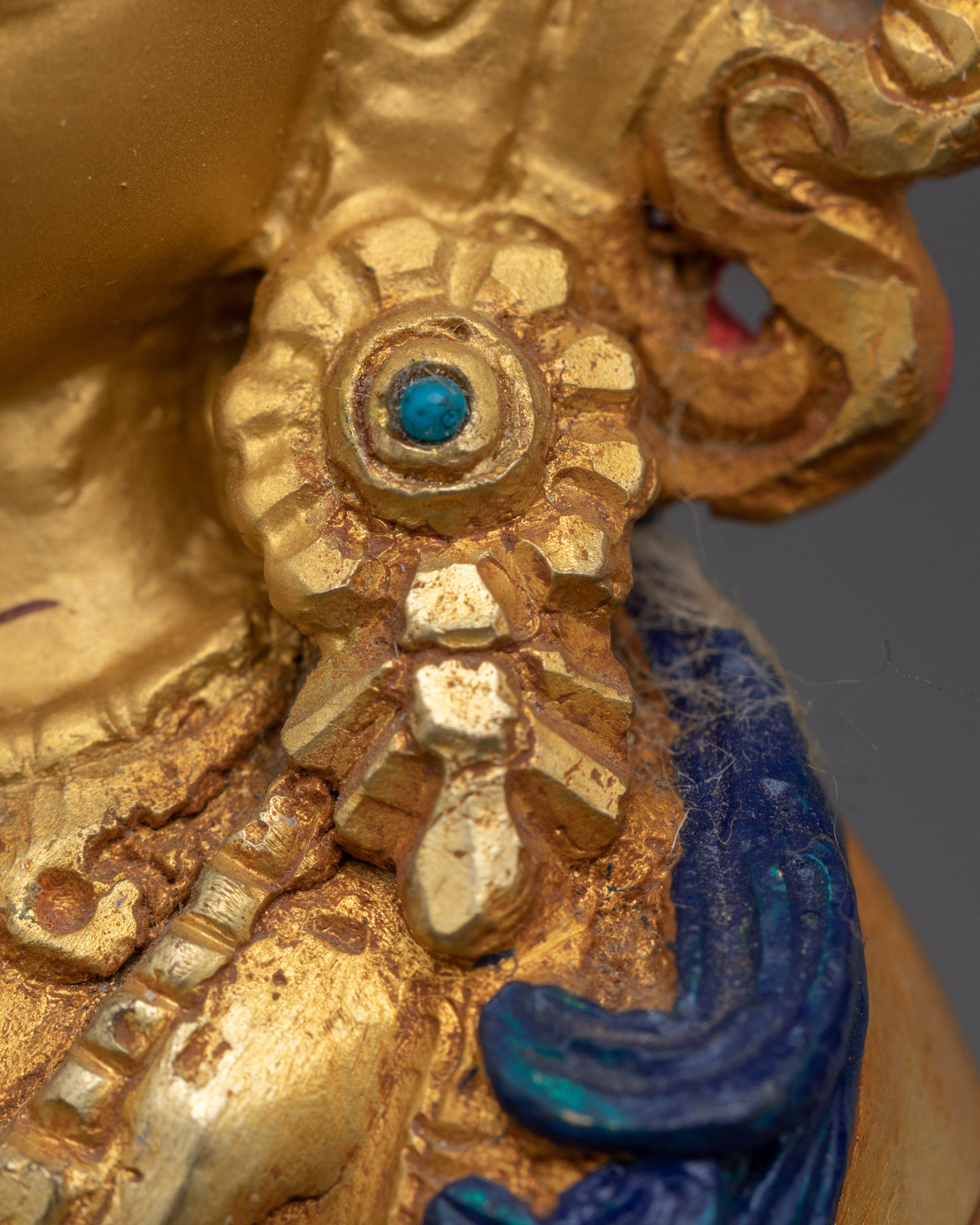 A Lord Who Gazes Down With Compassion Chenresig Statue | Representing his Ability to Grant the Ultimate Happiness