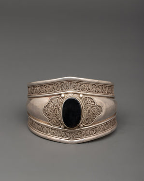 bracelet-for-women-and-men