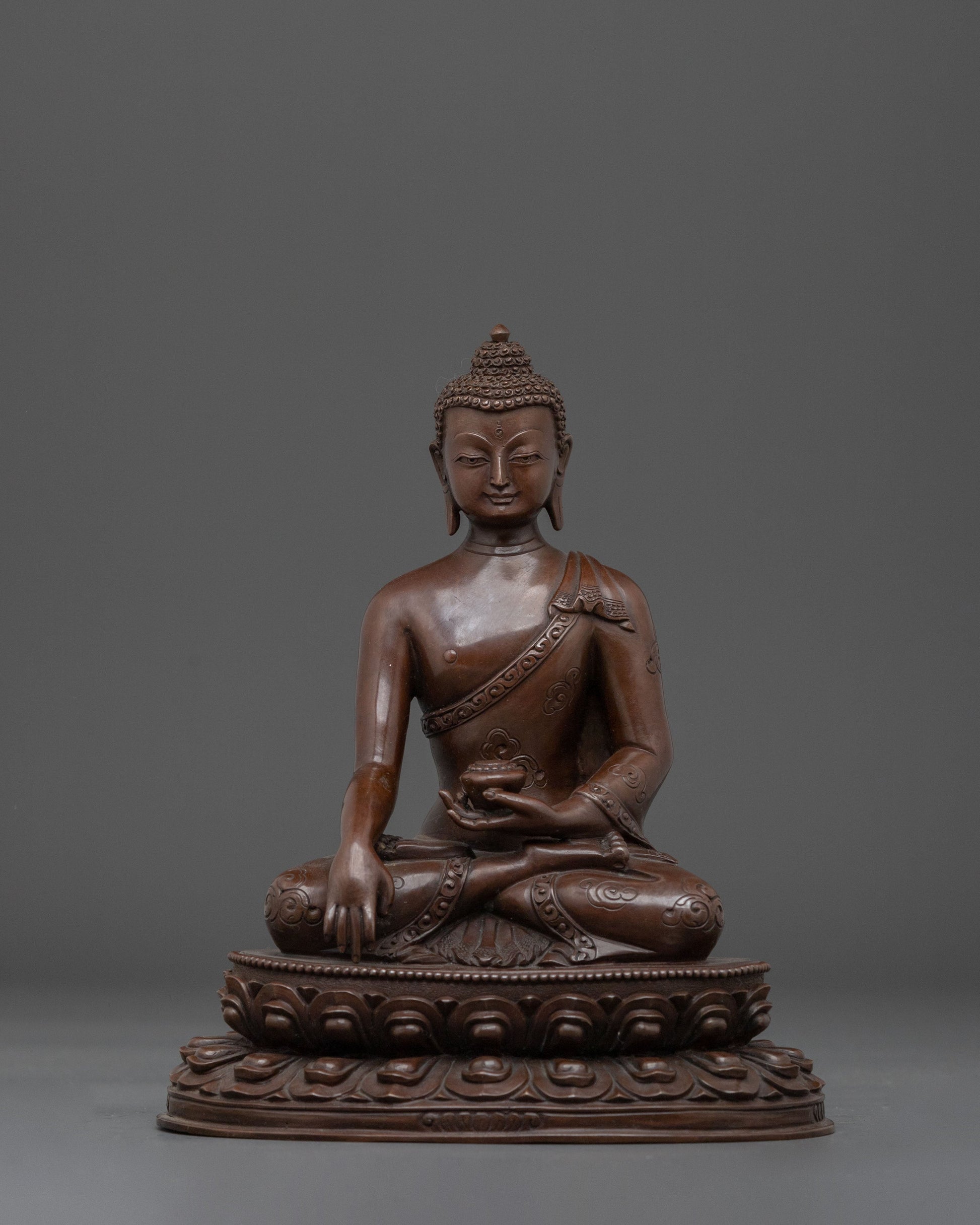 Handcrafted Sacred Shakyamuni Buddha Sculpture