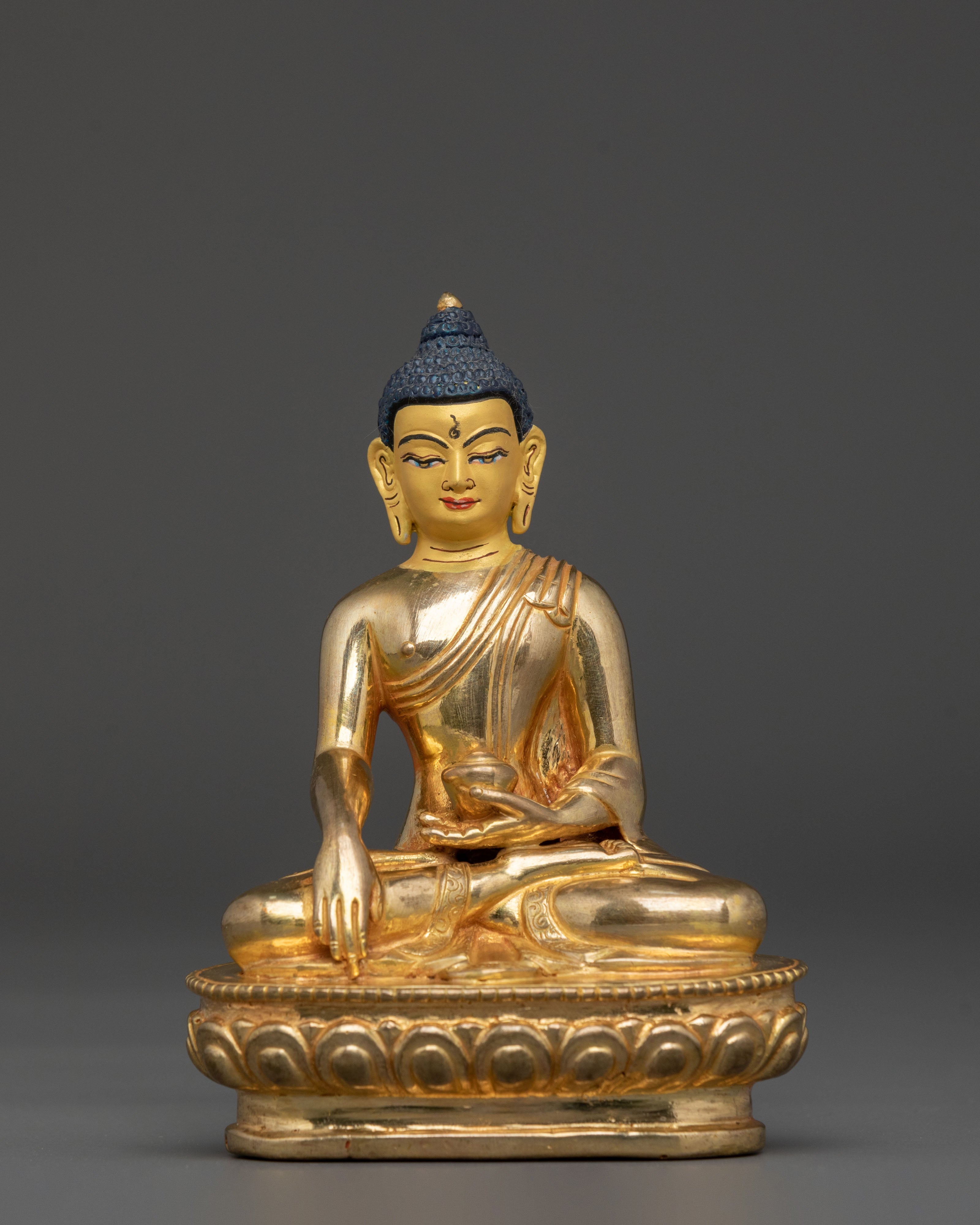 Hand-Carved Shakyamuni Buddha Figurine 