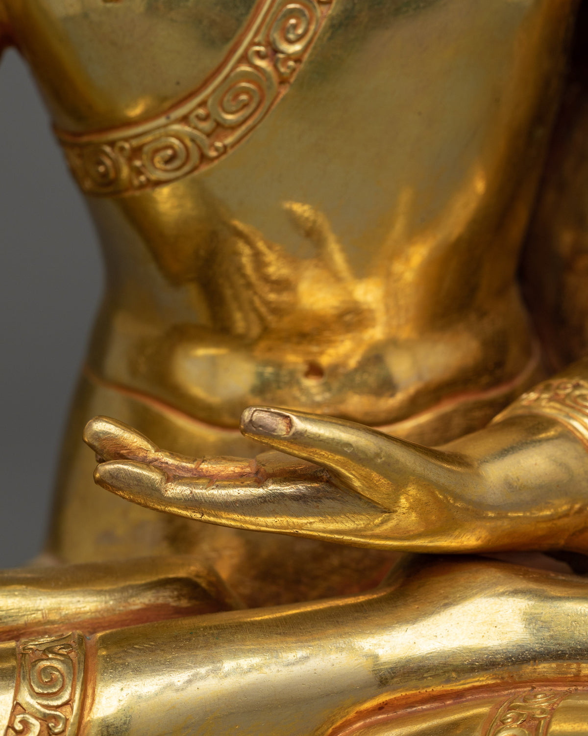 Handcrafted Shakyamuni Buddha Statue | Serenity and Enlightenment in Art