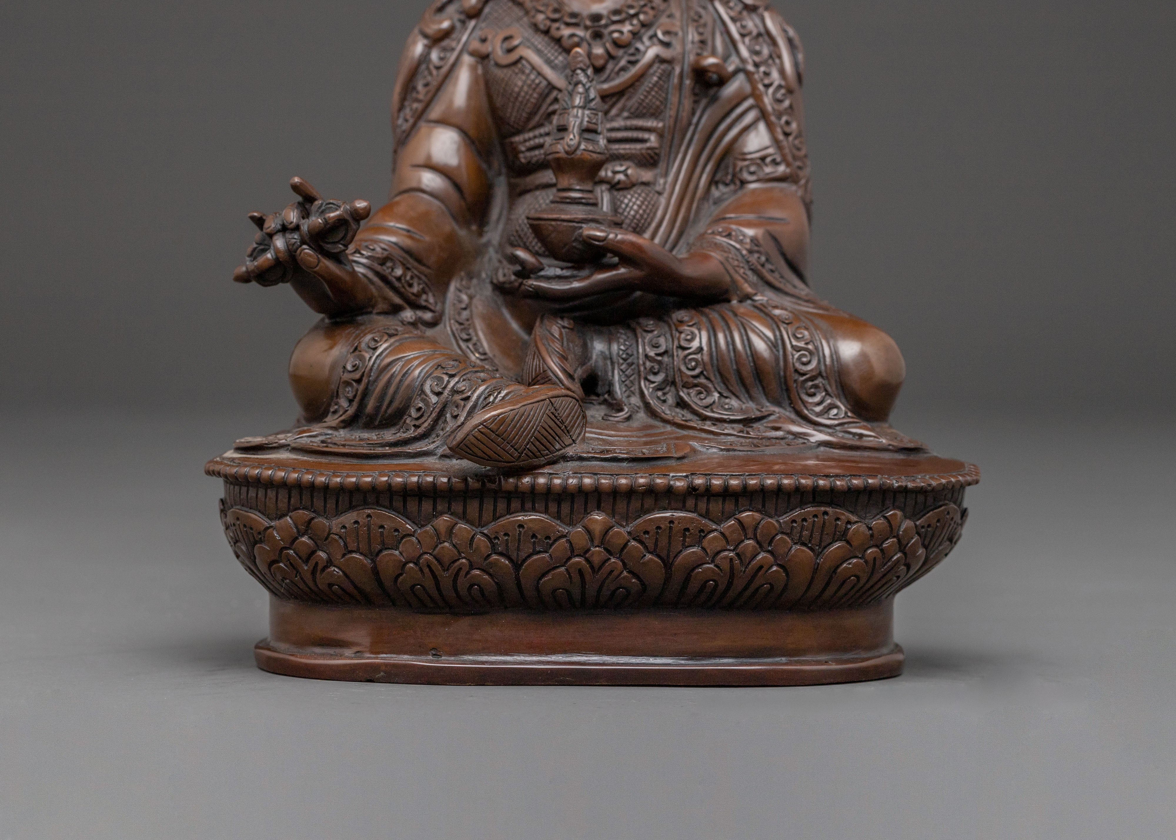 Guru Rinpoche Statue: Awakened Master