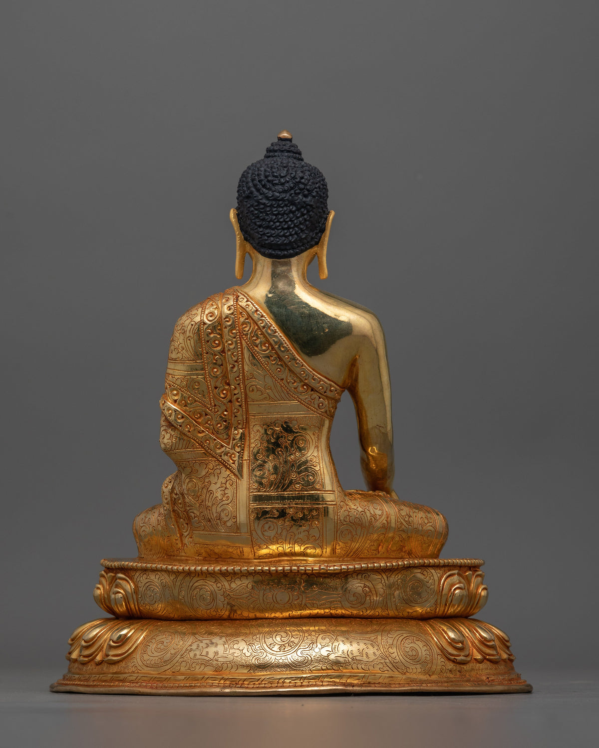 The buddha of The Shakyas (Shakyamuni Buddha) |  A Symbol of Enlightenment and Peace