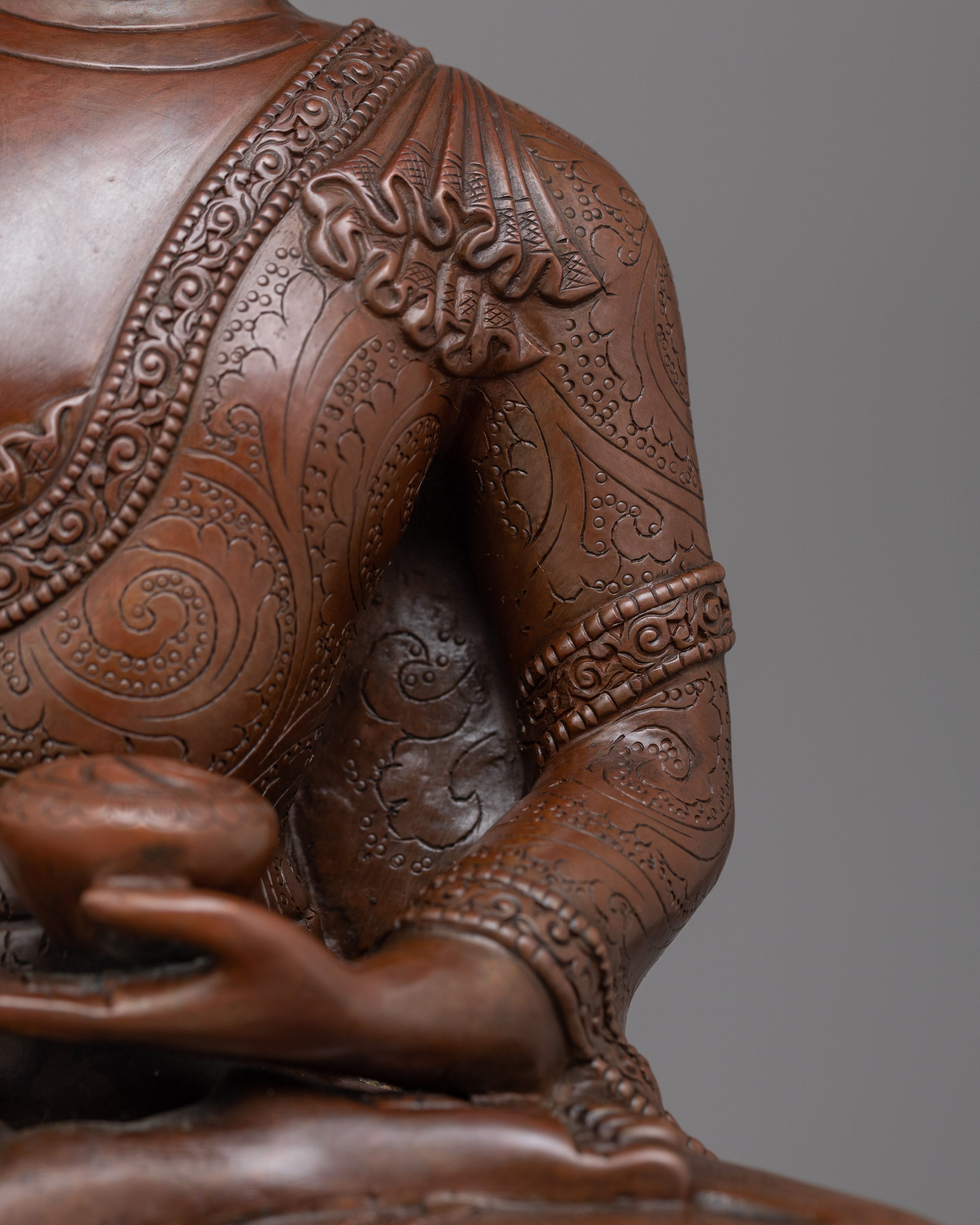 Shakyamuni Buddha Tranquil Enlightened Teacher Statue | Sacred Spiritual Figure