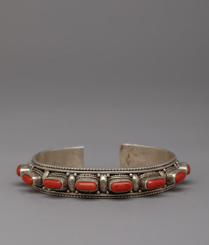  Silver Beaded Bracelet