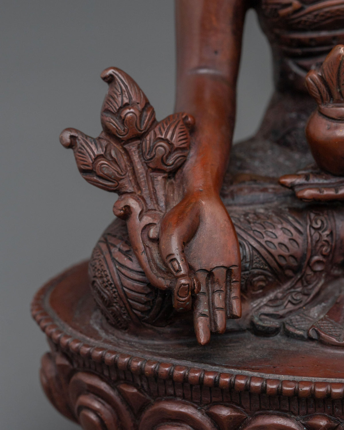 Traditional Bhaisajyaguru Statue | Symbol of Healing and Inner Peace