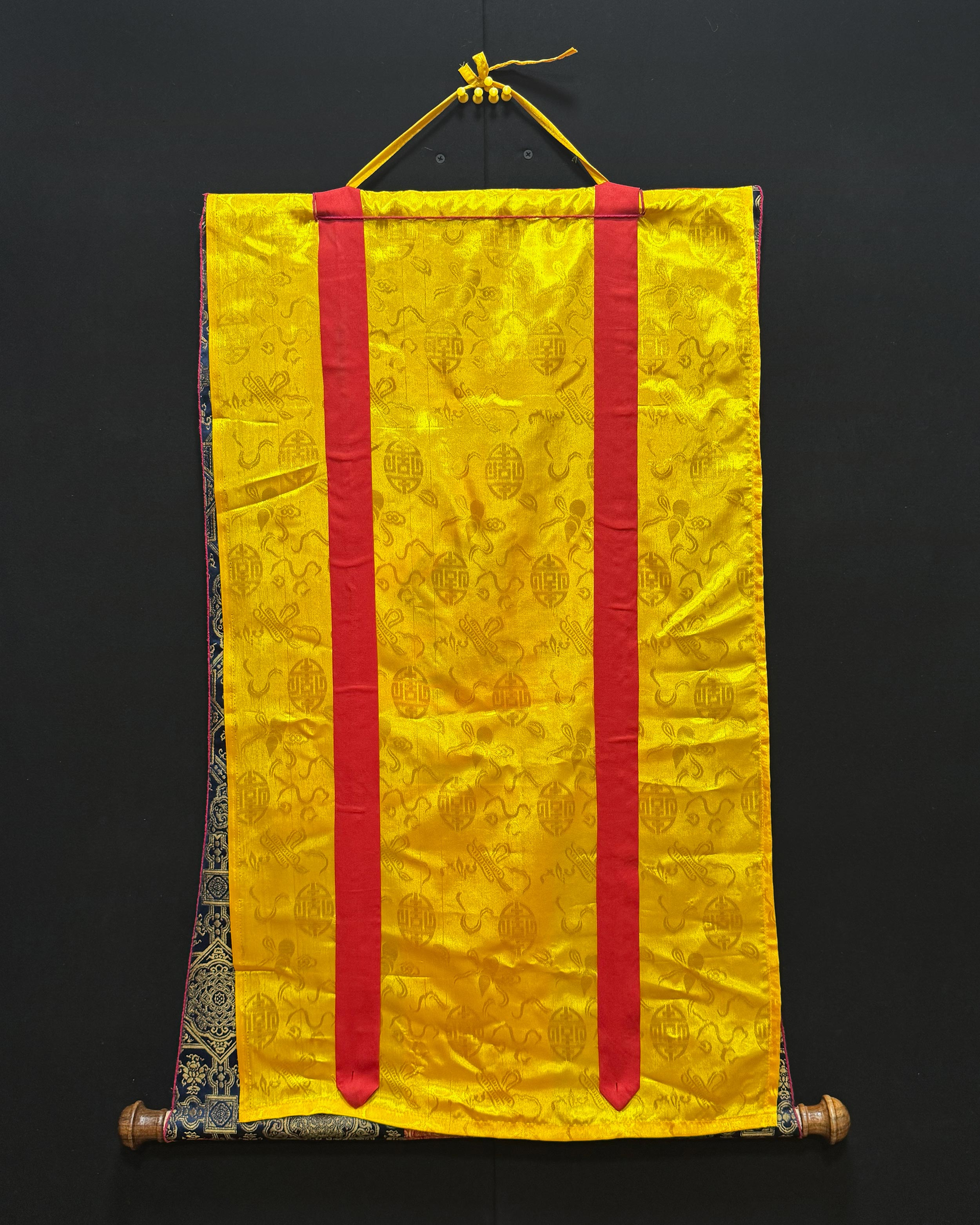Guru Rinpoche Thangka With Brocade |  Embodiment of Profound Wisdom