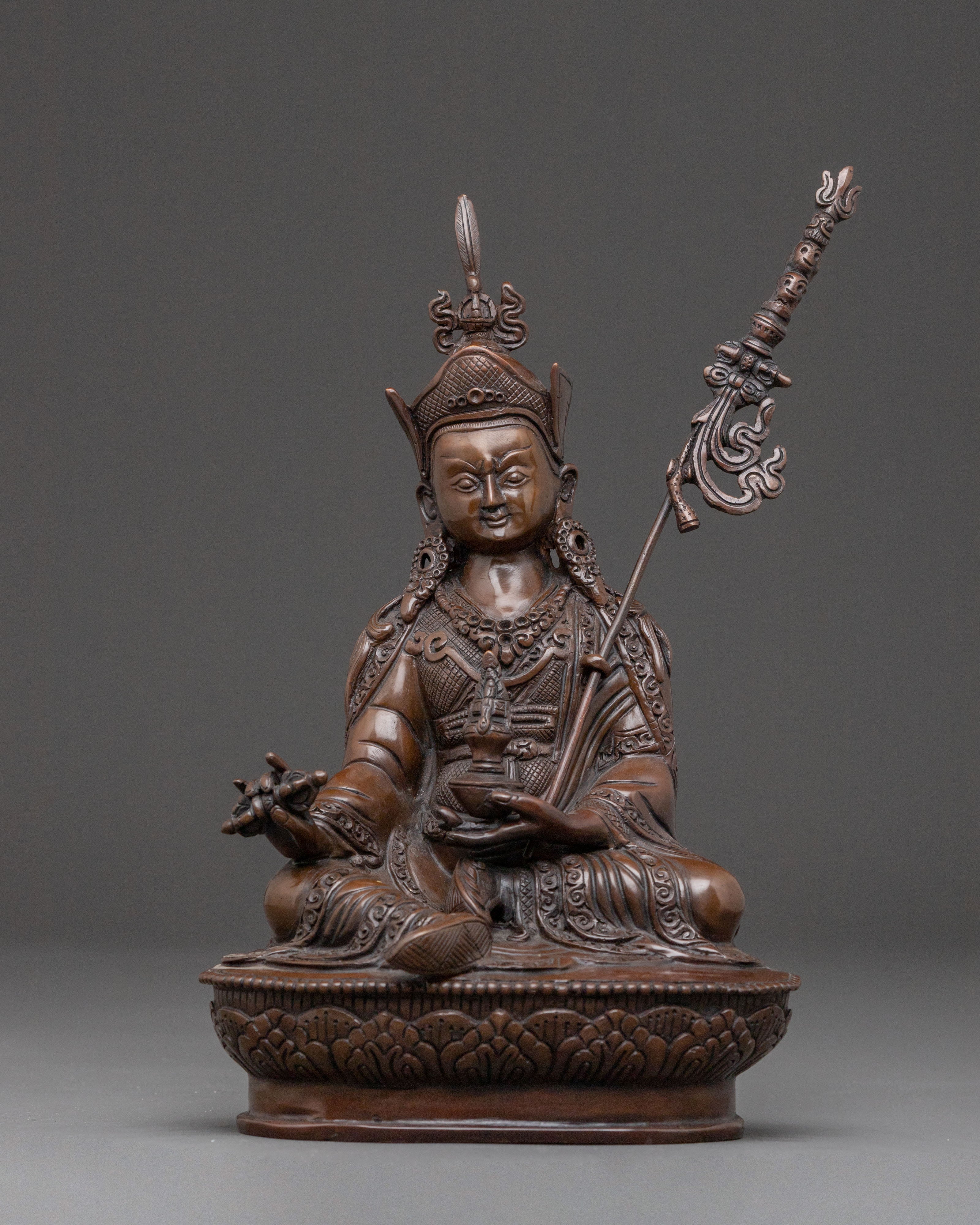 Guru Rinpoche Statue