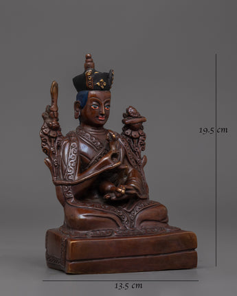 tibetan-statue-of-buddhist-master-karmapa