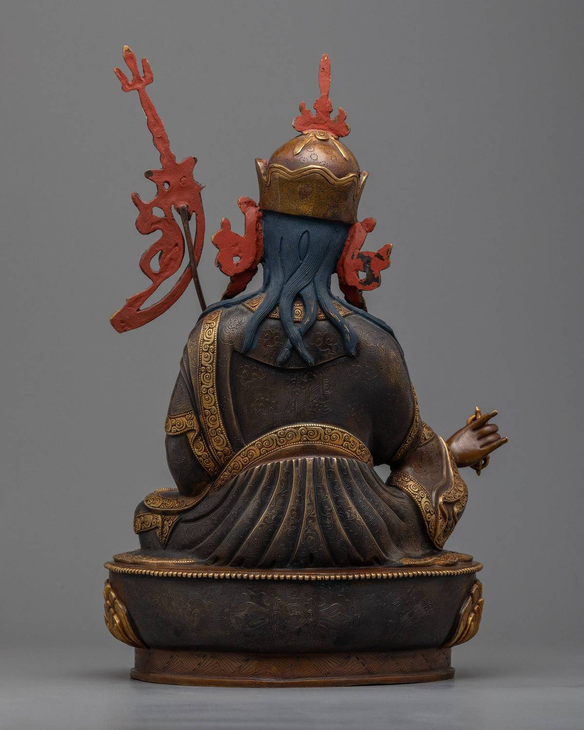 Mantra Vajra Guru | The Precious Master of Tibetan Buddhism
