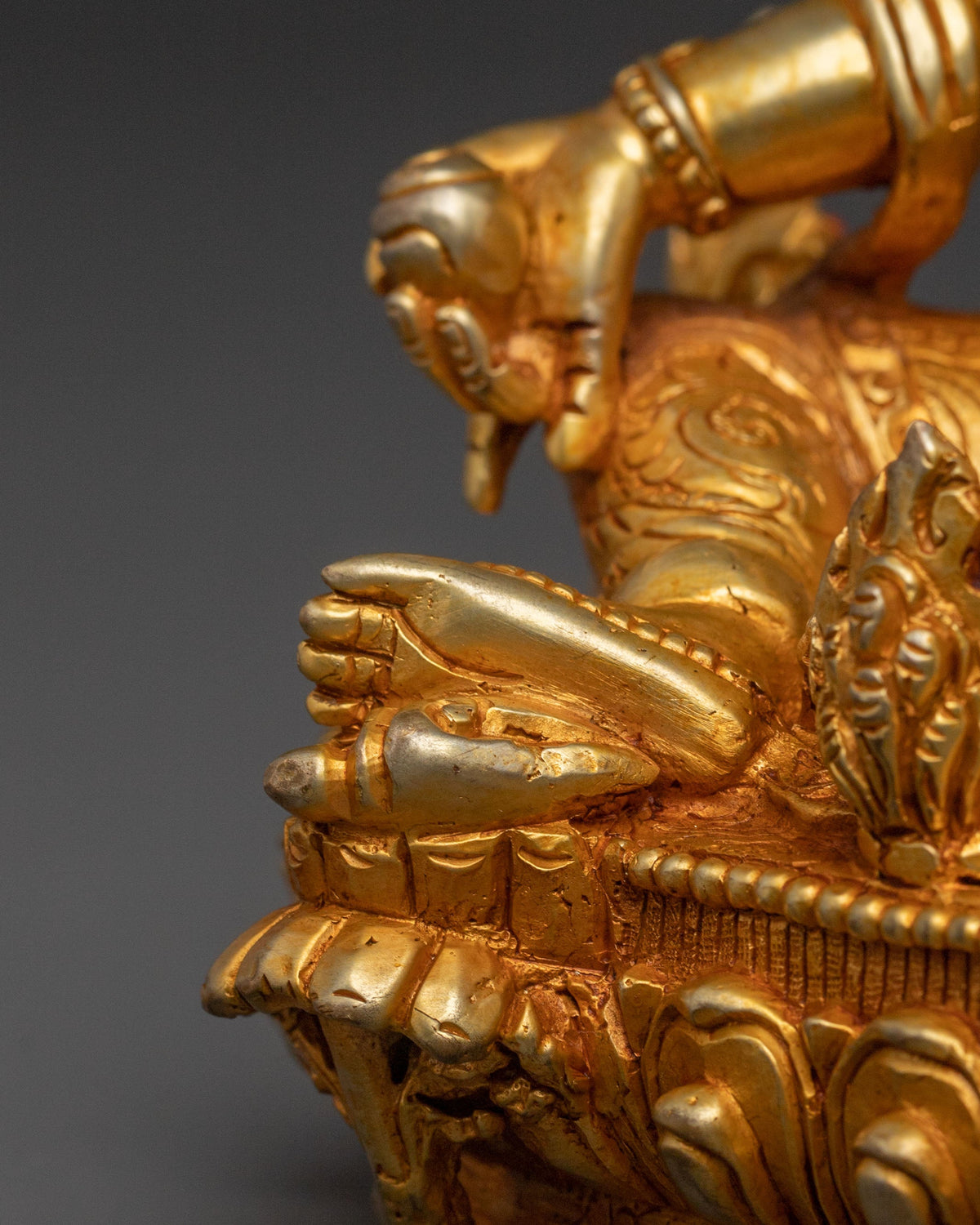 Dzambhala Guardian Statue:  Buddhist Wealth Deity Sculpture