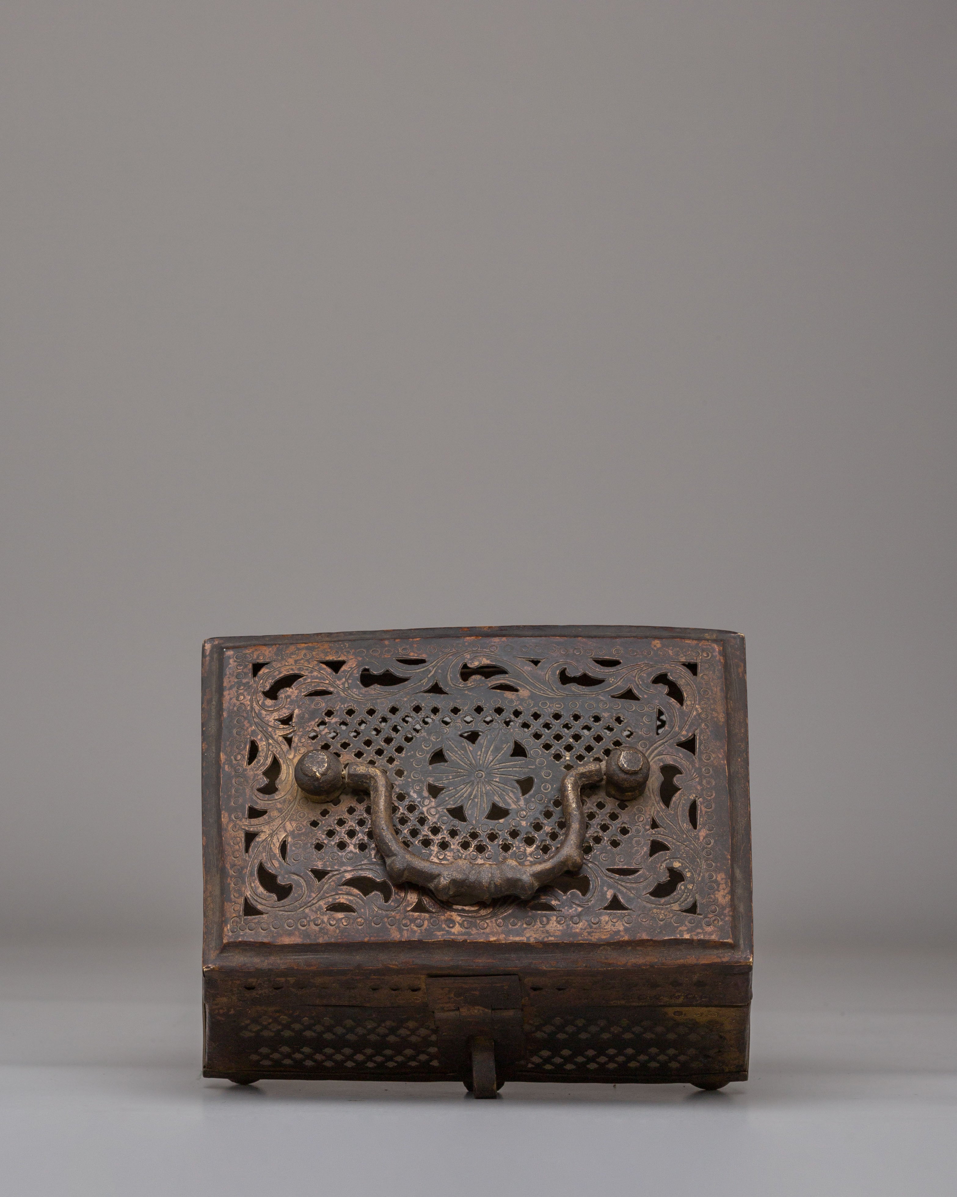 Handmade Antique Finish Box | Decorative Jewelry Holder