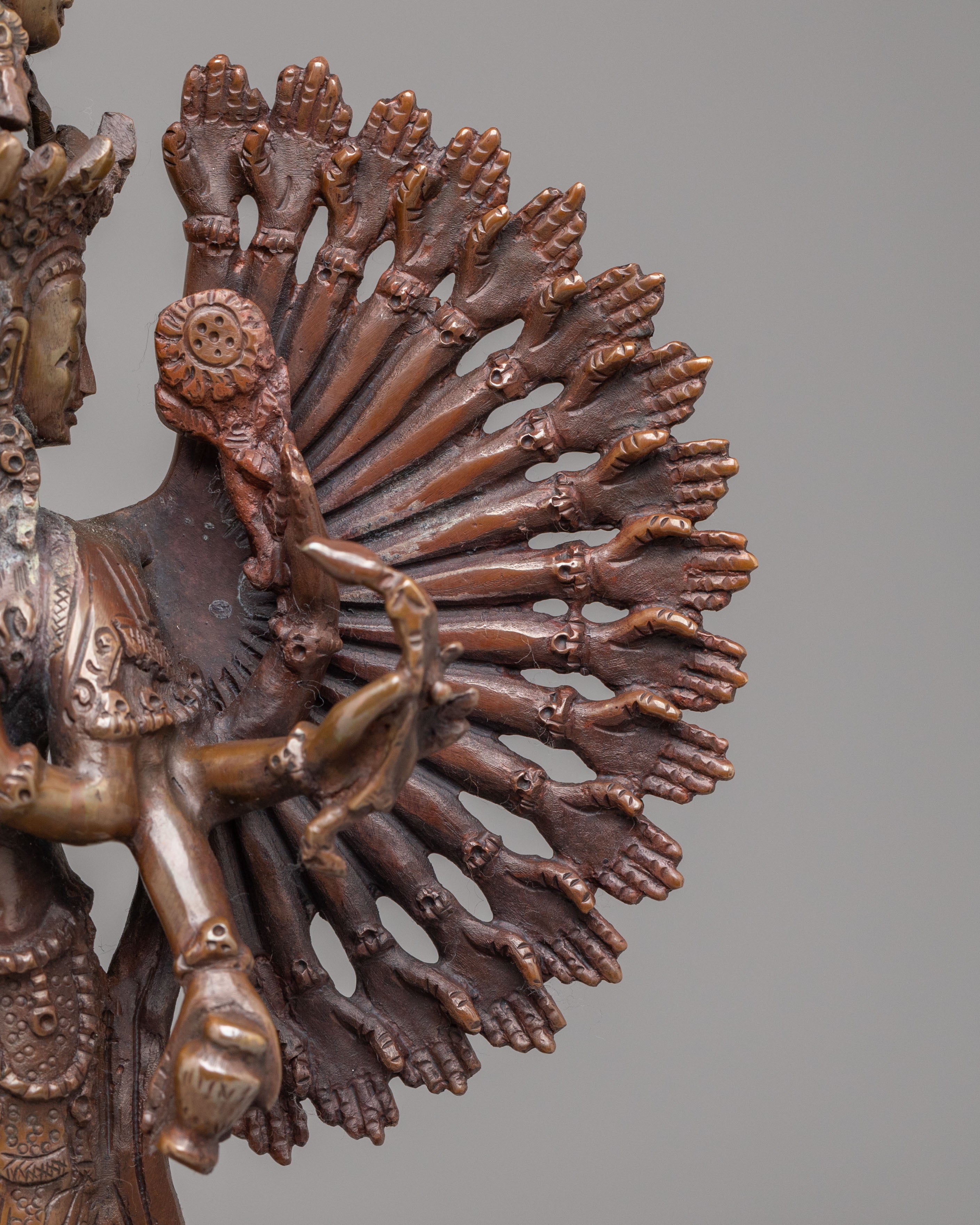 Thousand Armed Chenrezig Statue | Tibetan Avalokiteshvara Sculpture
