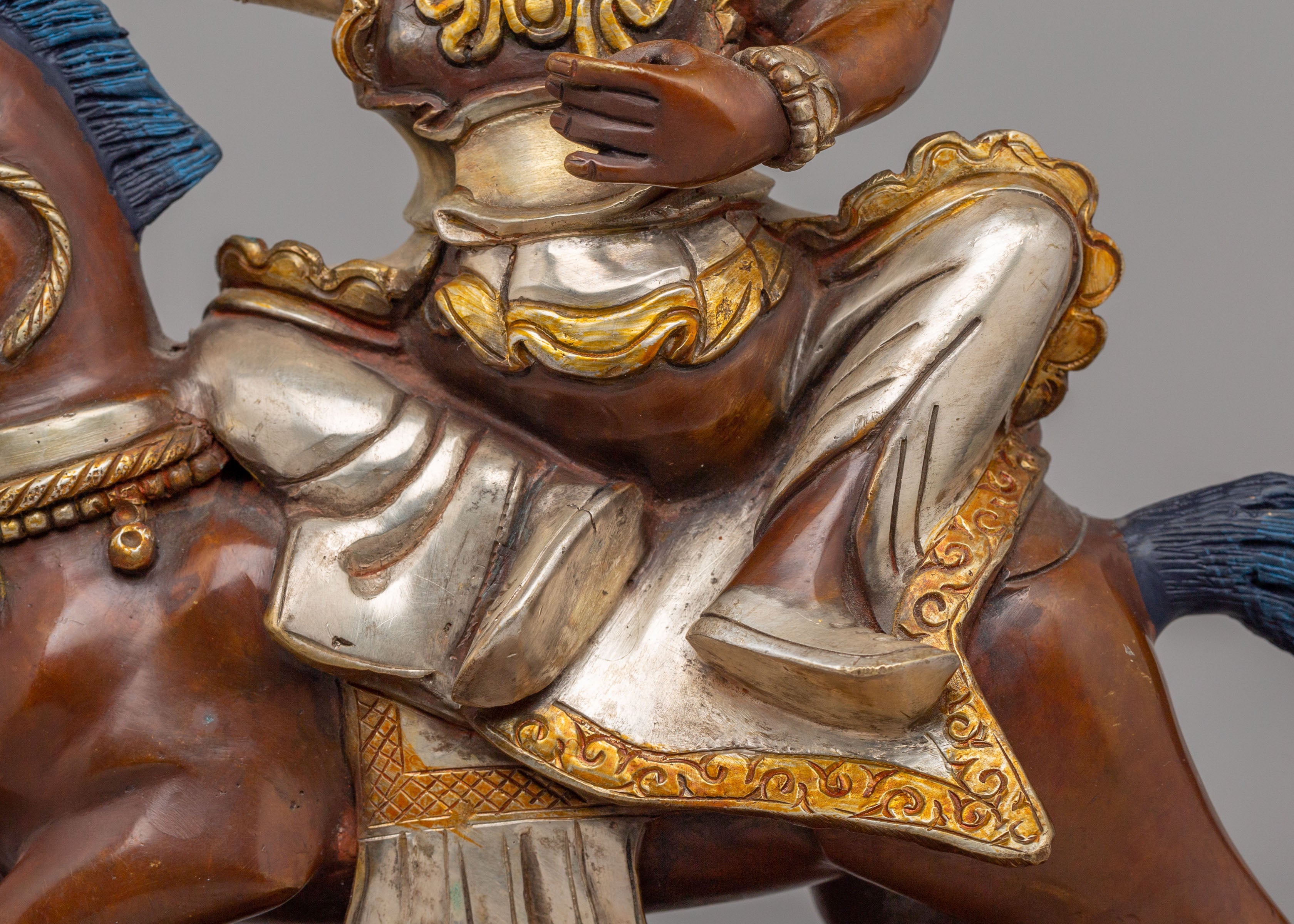 Vajrayana Protector King Gesar Statue | Sacred Tibetan Deity Sculpture