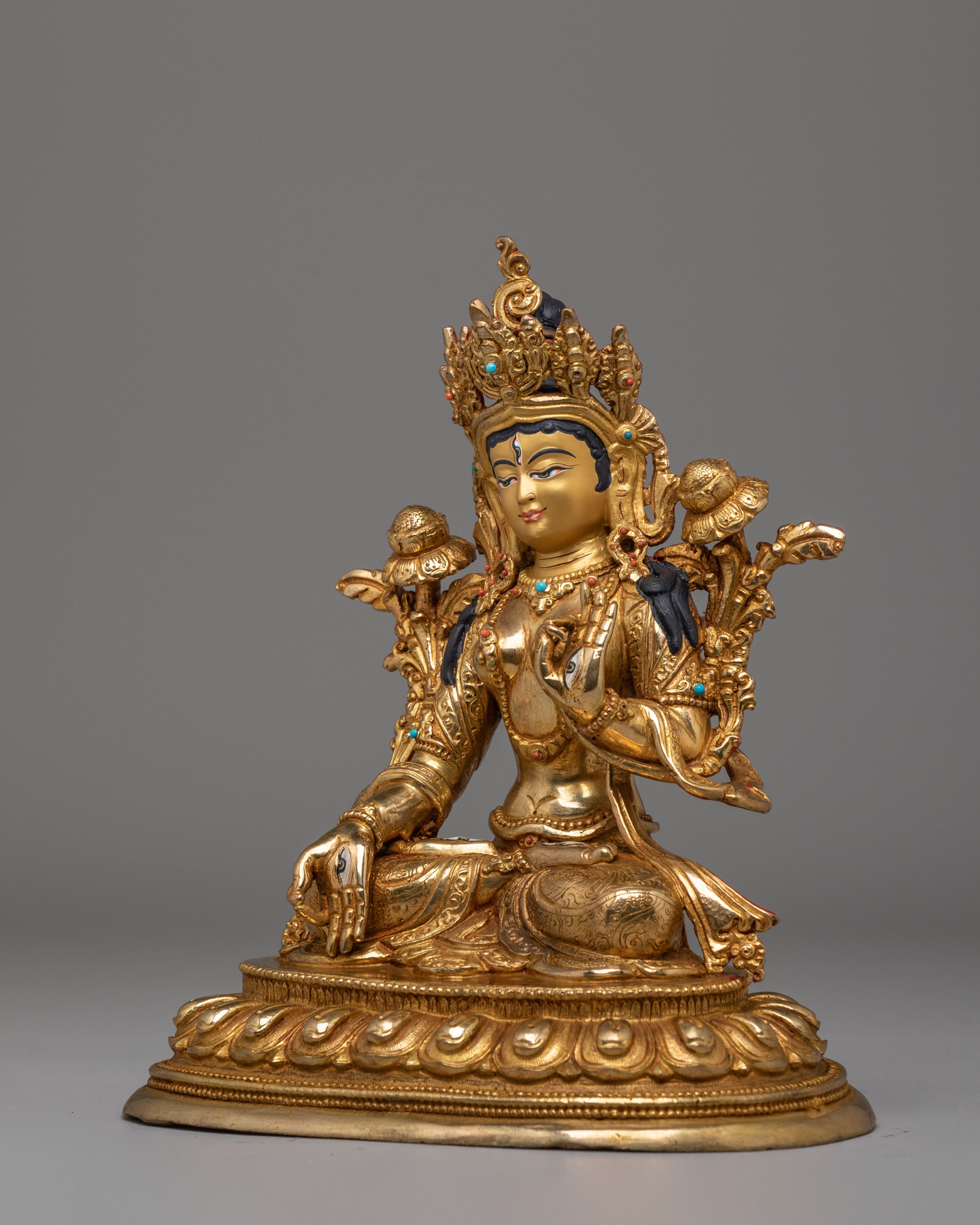 Seven-Eyed White Tara Deity Statue | Traditional Vajrayana Sacred Art