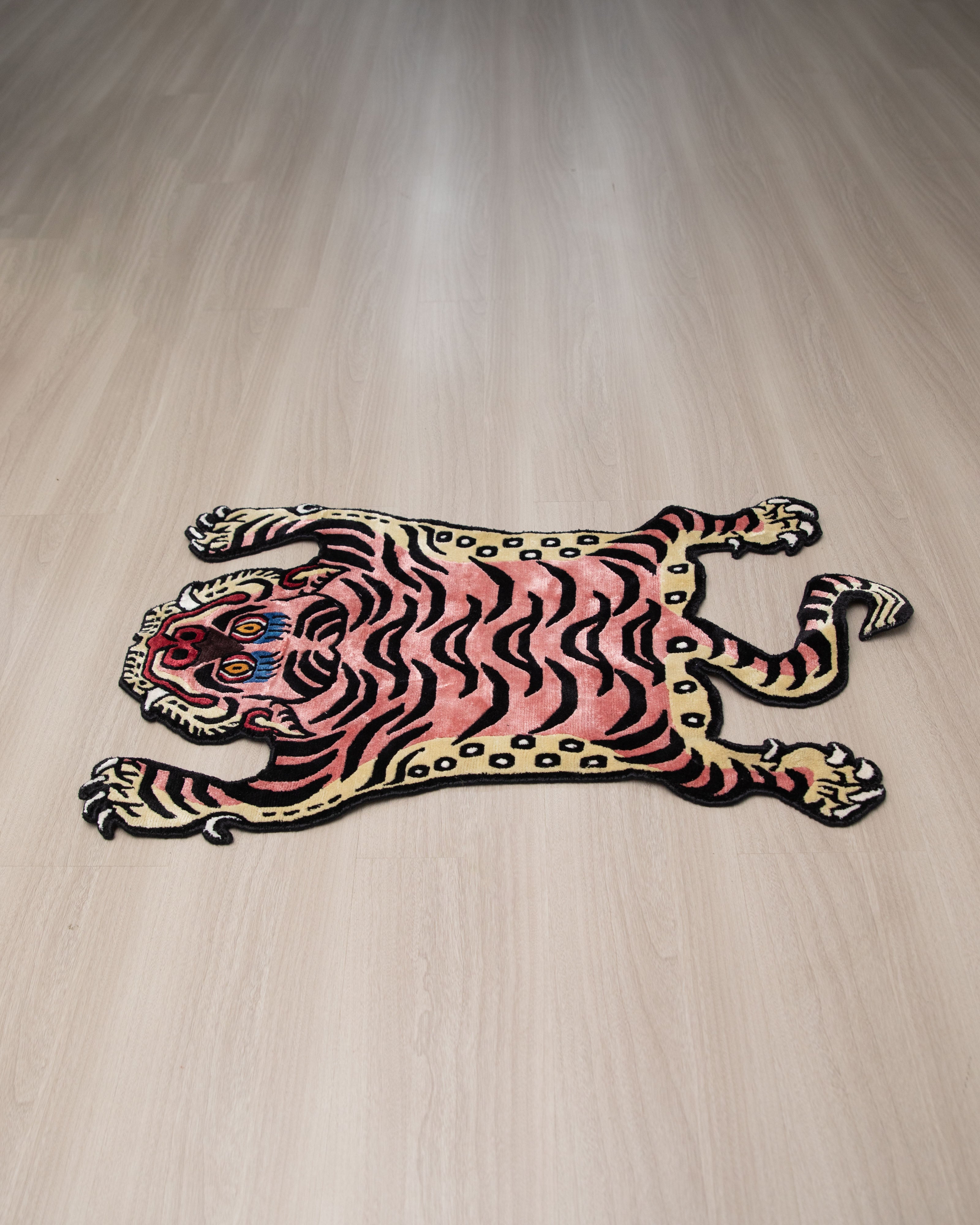 Decorative Handmade Tiger Rug | Handmade Tibetan Art