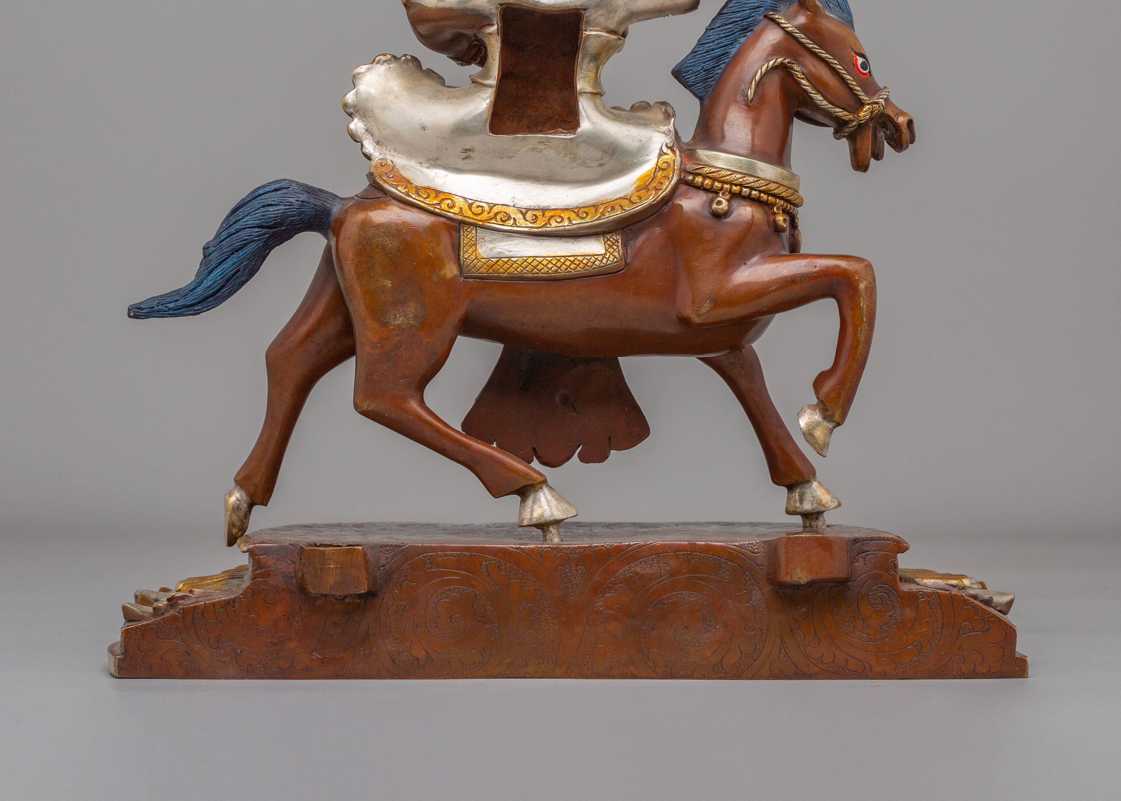Vajrayana Protector King Gesar Statue | Sacred Tibetan Deity Sculpture
