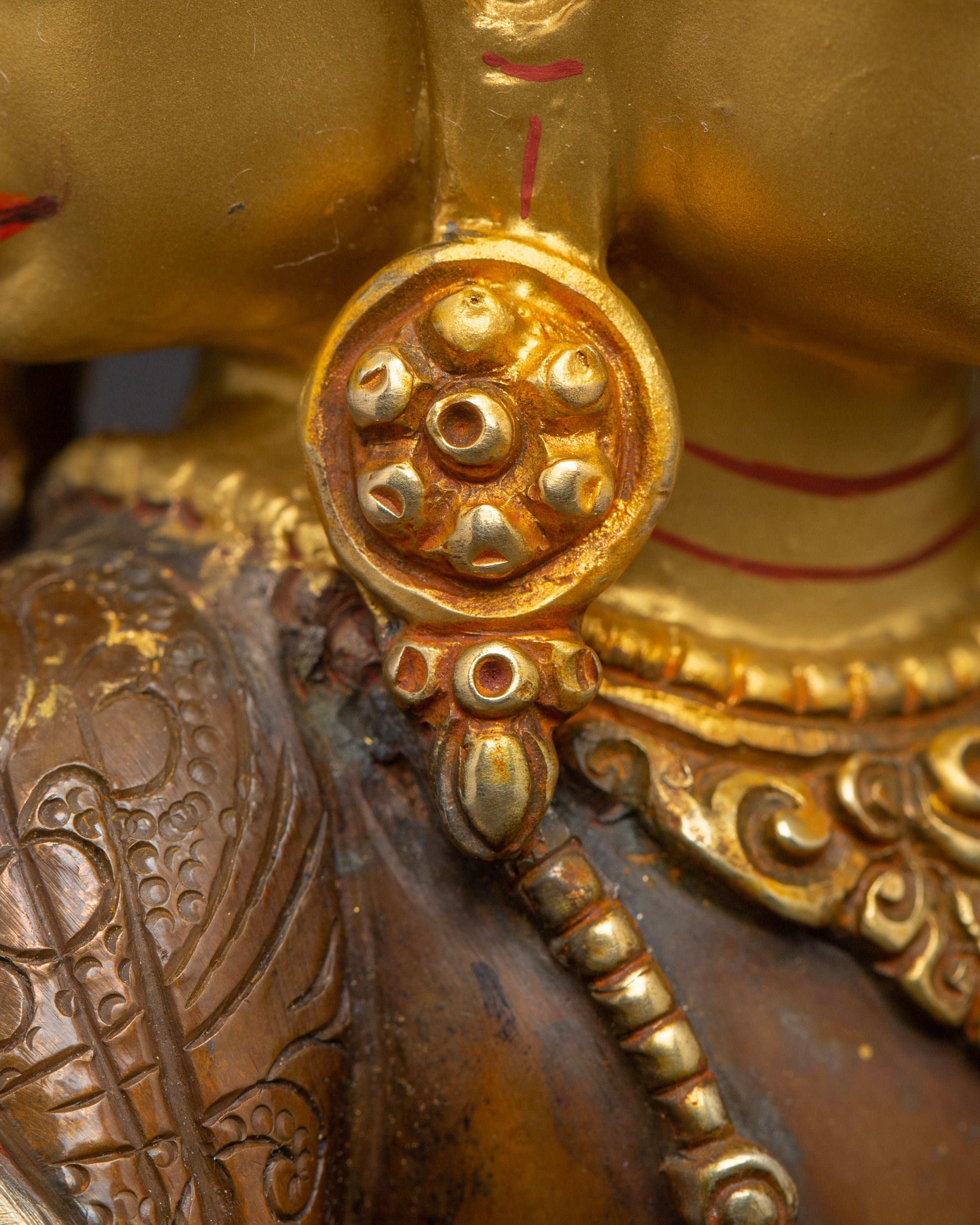 Traditional Vairocana Buddha Statue | Symbol of Cosmic Enlightenment