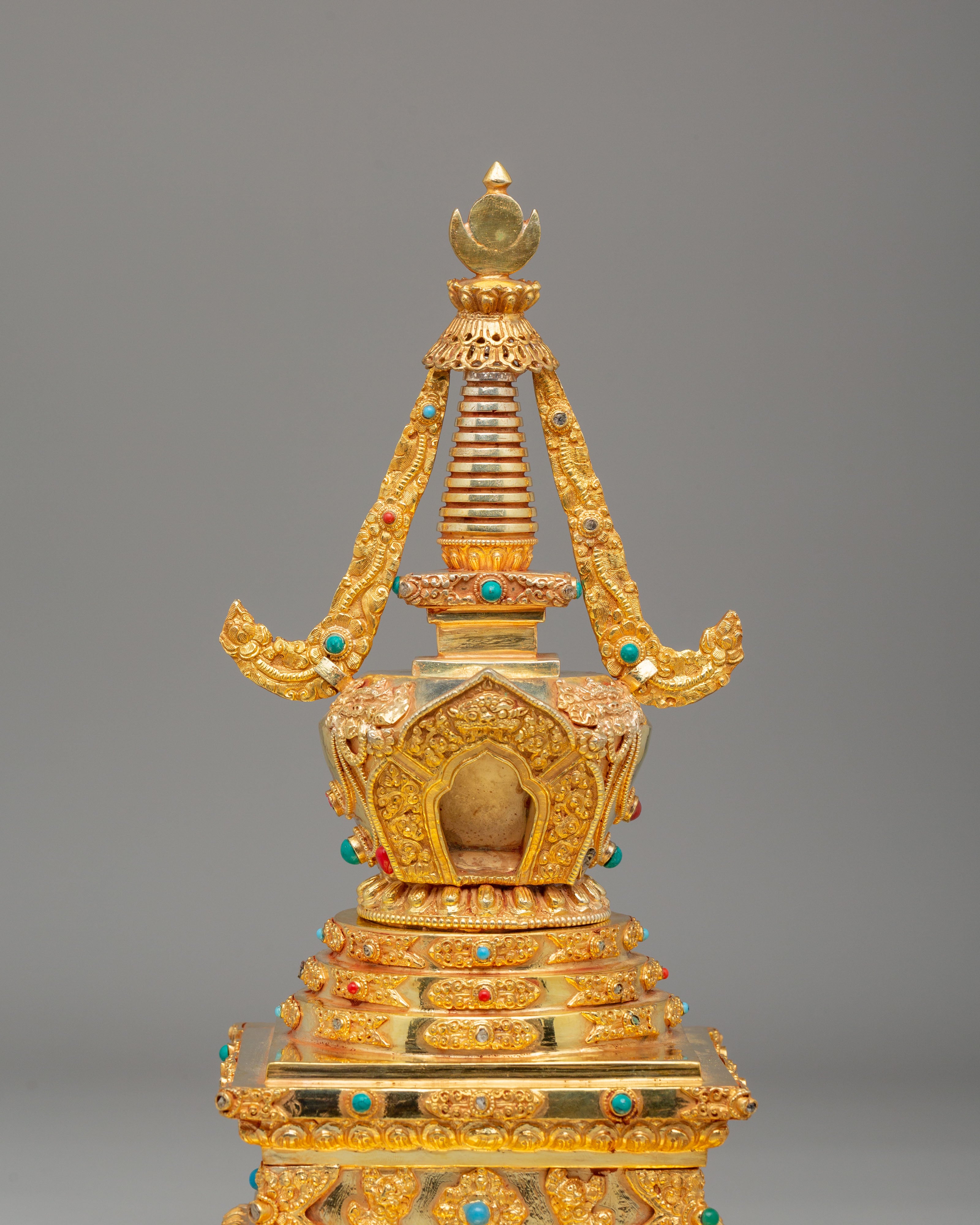 Traditional Buddhist Namgyalma Chorten | Tibetan Spiritual Shrine Art
