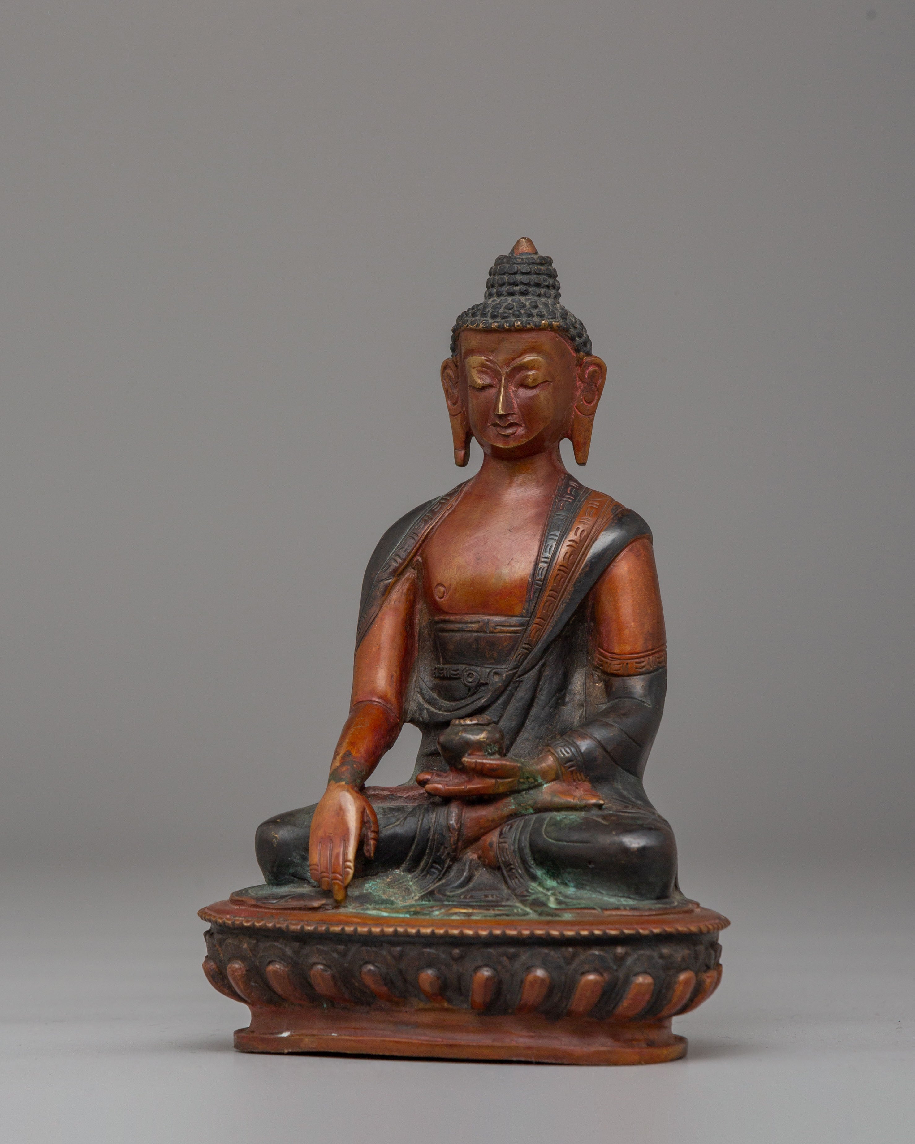 Spiritual Shakyamuni Buddha Altar Statue | Symbol of Peace & Compassion