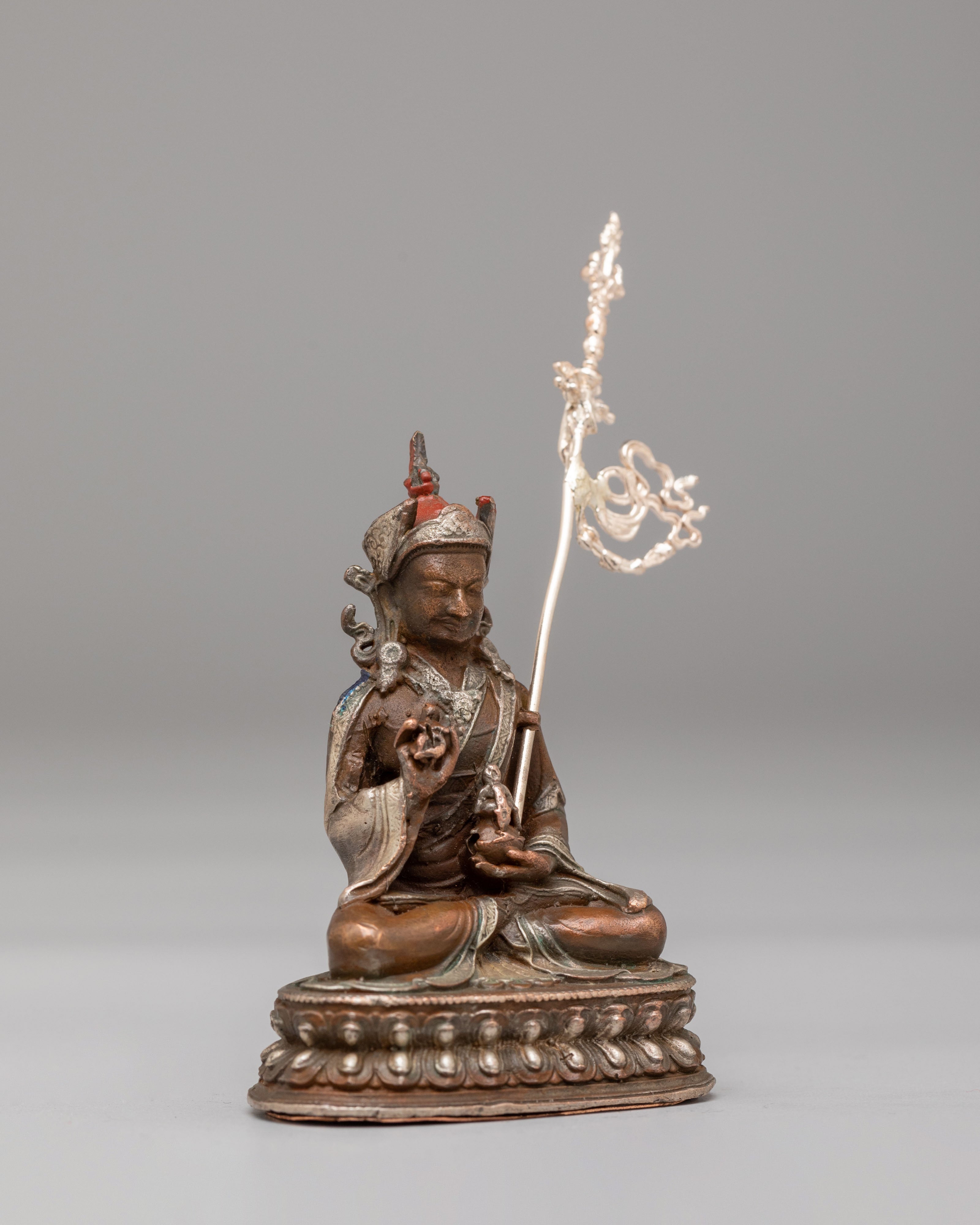 Tsokye Dorje Shrine Statue | Symbol of Wisdom and Spiritual Blessings